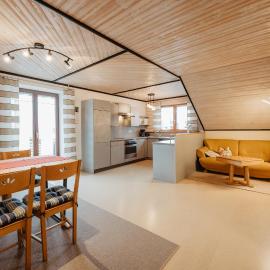 Ferienwohnung Reitinger，Rötz的飯店