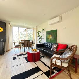 Forest Romance Retreat near Doncaster Westfield M3, hotel v destinaci Doncaster