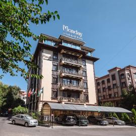 Monday Royal apart hotel, hotelli kohteessa Tashkent