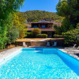 Villa Sea Pines, hotel in Nea Dimmata
