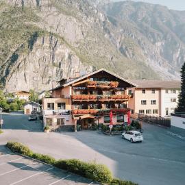 Hotel Andrea, hotel en Zams