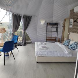 Geo heaven glamp, ξενοδοχείο σε Aïtánia