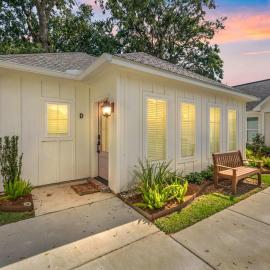 New Double Play Cottage Near Sports Complex, Hotel in Youngsville