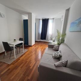 B&C Riviera Appartment, ξενοδοχείο στο Σαν Ρέμο