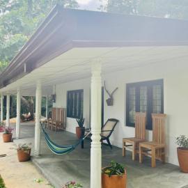 Holiday Home Rathnaella, Hotel in Hassalaka