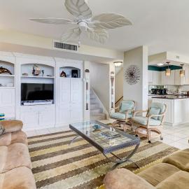 Oceanfront 3 Bedrooom BeachWalker Condo, hotel in Amelia Island
