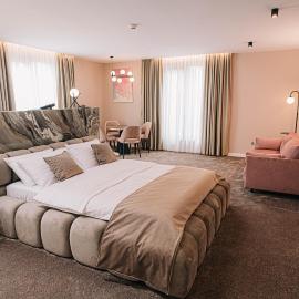 Hotel Brick, hotel a Drobeta-Turnu Severin