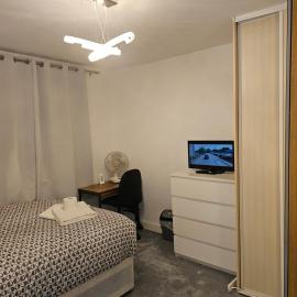 Eusty Guest House, hotel in Sittingbourne