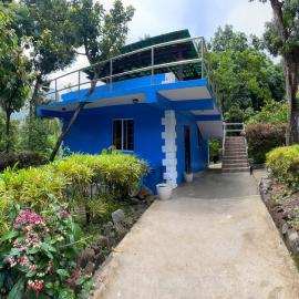 Cinnamon Cottage - Peaceful retreat in nature، فندق في سوفريير