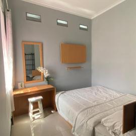 Ambu Guest House