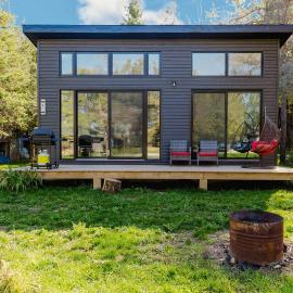 3-bedroom Villa in Lakefield #17, хотел в Lakefield
