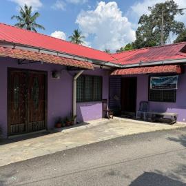 ANA Homestay, hotel in Hulu Langat