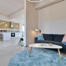Alte Schule mit moderner Wohnung - Die Lesestube, hotel in Baustert