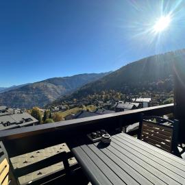Breathtaking view -Nendaz - 4 Valleys - Swiss Alps, hotel in Nendaz