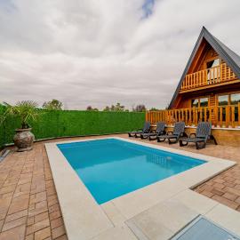 Nektarija Pool House、Jankovičiのホテル