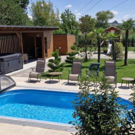 Kapitány MP Art Luxury Apartman, hotel a Balatonboglár