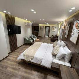 Lake Plaza Luxury Rooms, hotel v destinácii Borg El Arab