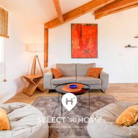 SELECT'soHOME - Duplex avec terrasse pour 4 personnes au cœur du village historique de Bormes-les-mimosas ! - IRUNDA