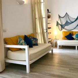 App Rosanna, Estoril Beach, 2steps from the sea, Free Wi-Fi & AC