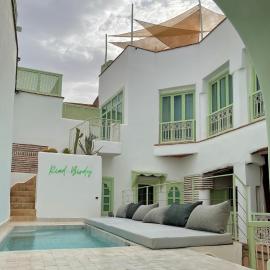 Riad Birdy, Charmant et privatif, Piscine, Rooftop, 6 suites, 2 salons, Wifi