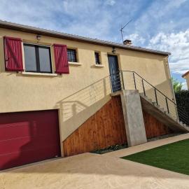 Family home, Hotel in Massiac