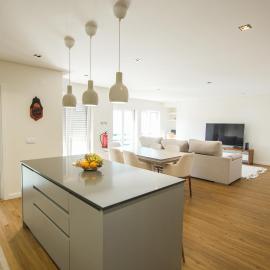 Yana Luxury Home, hotel u gradu Kveluz