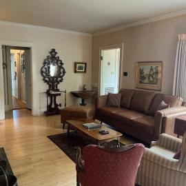 Historic McDowell House Antique Charm by Hospital, hotel in Billings