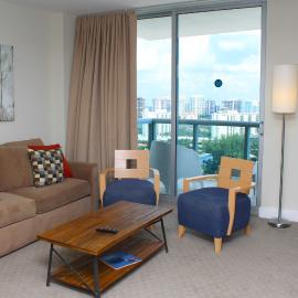 Marenas LATERAL ocean view daily refresh not included Fees collected at arrival, hotel in Sunny Isles Beach