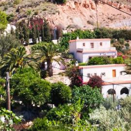 Finca Ana Maria - Maisons d'hôtes rurales avec piscine, au coeur de l'Andalousie et proches de la mer, готель 