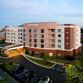 Courtyard by Marriott Carrollton, khách sạn ở Carrollton
