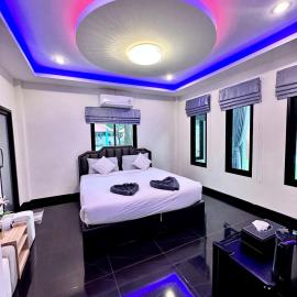 VS Resortวีเอส รีสอร์ท ท่าศาลา, hotell i Ban Thang Khun