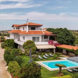 Olive Grove Villa, hotel v destinácii Koropíon