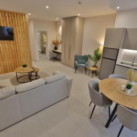 LV Apartments Ioannina, hotel a Anatolí