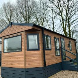 Westfield Lodge Retreat-Sleeps 6-Pet Friendly, hotel a Carnforth