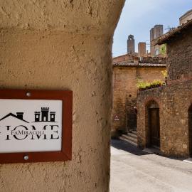 Famiracoli Home Sangimignano