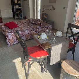 L'appart Thé - Cocon de charme avec terrasse à Paradou, au cœur des Alpilles