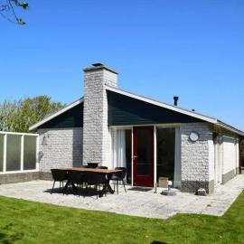 Bungalow 049, hotel in Petten