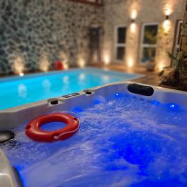 MAŁE ALPY & SPA z Basenem - Górski Slow Resort dla Rodzin i Par - Relaxation for Parents, Fun for Kids