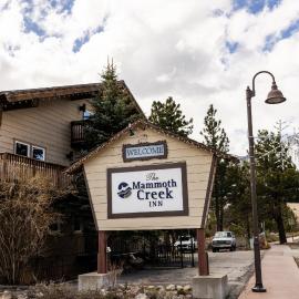 The Mammoth Creek Inn, hotel din Mammoth Lakes
