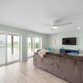 Galveston Bay Front Home with Private Pool and Pier