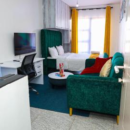 SkyAura Studio Kinoo, hotel v destinácii Kinoo