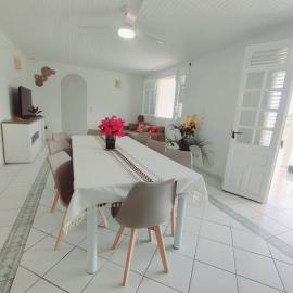 Exceptional villa KODEÏA - private spa & panoramic view, hotel u gradu 'Sainte-Marie'
