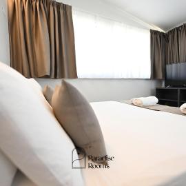 Hotel Paradise Rooms, hotel u gradu Bitritto