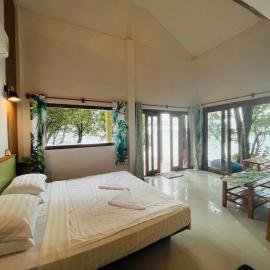 Chomjan Resort, hotelli Koh Phayamilla