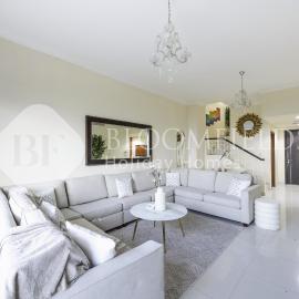 Bloomfields 2BR+Maid - Mina Al Fajer Fujairah, hotell sihtkohas Rūl Ḑadnā