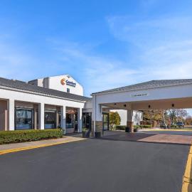 Comfort Inn & Suites Arlington Heights - Buffalo Grove, מלון בארלינגטון הייטס