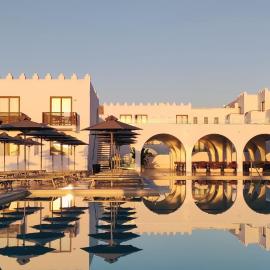 Blue Sea Island, hotel di Kolimbia