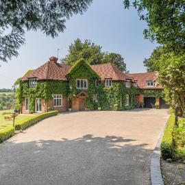 Old Lakenham by Group Retreats