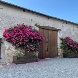 La Grange Richard، فندق في Dinsac