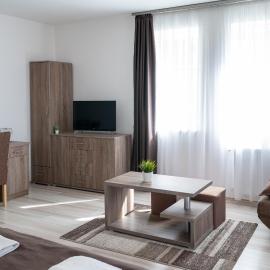 M&F Apartman, hotel i Egerszalók
